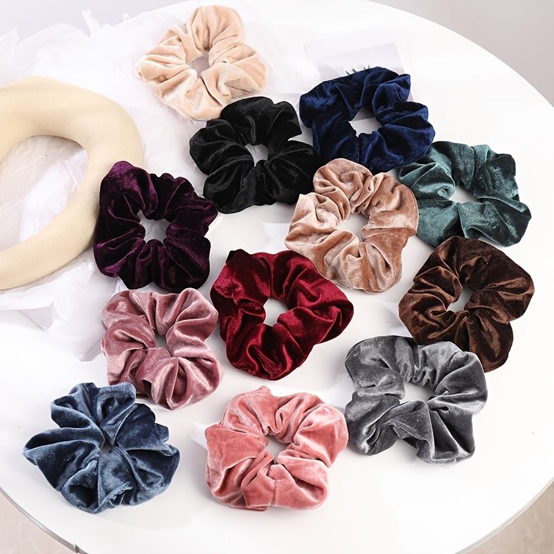 Hår Scrunchies Premium Velvet Scrunchy Elastiska Hårband För Flickor Kvinnor Håraccessoarer Hästsvanshållare 5st