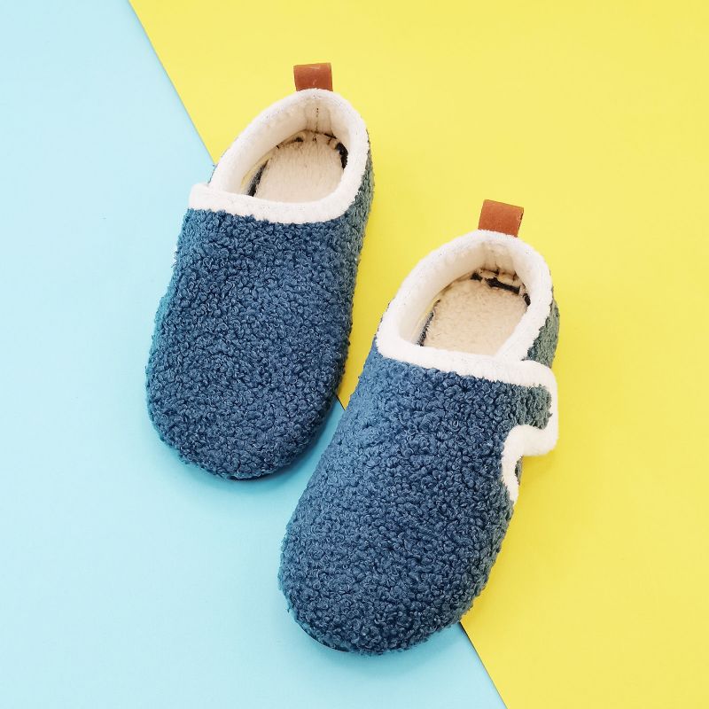 Bebis Flickor Casual Enkla Solida Tofflor Halkfria Lättvikts Slip-on Förtjockade Termotofflor I Fleece För Hemmet