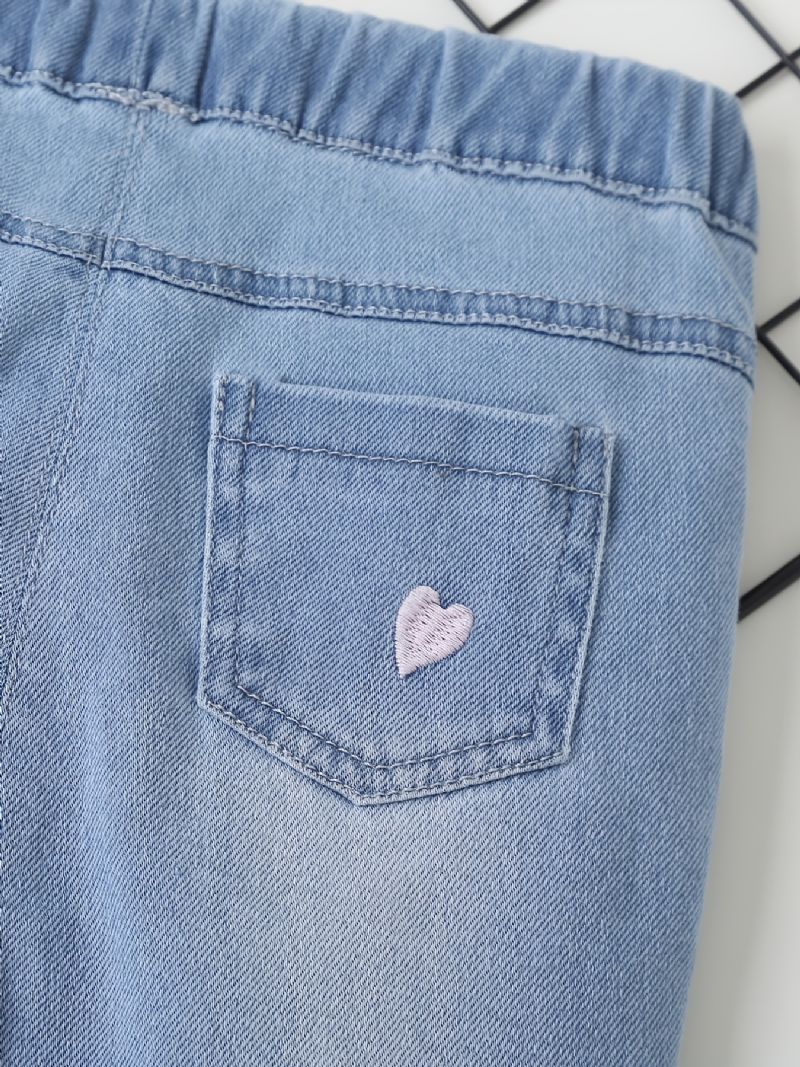 Raka Jeans För Flickor Med Hjärtabroderidesign