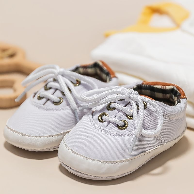 Bebis Pojkar Casual Enkla Canvas Sneakers Klassiska Halkfria Mjuk Sula Snörningsskor För Småbarn För Promenader