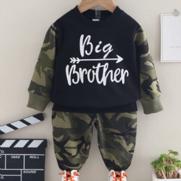 2st Bebis Pojkar Letter Camouflage Print Pullover Rund Neck Långärmad Sweatshirt & Byx Set