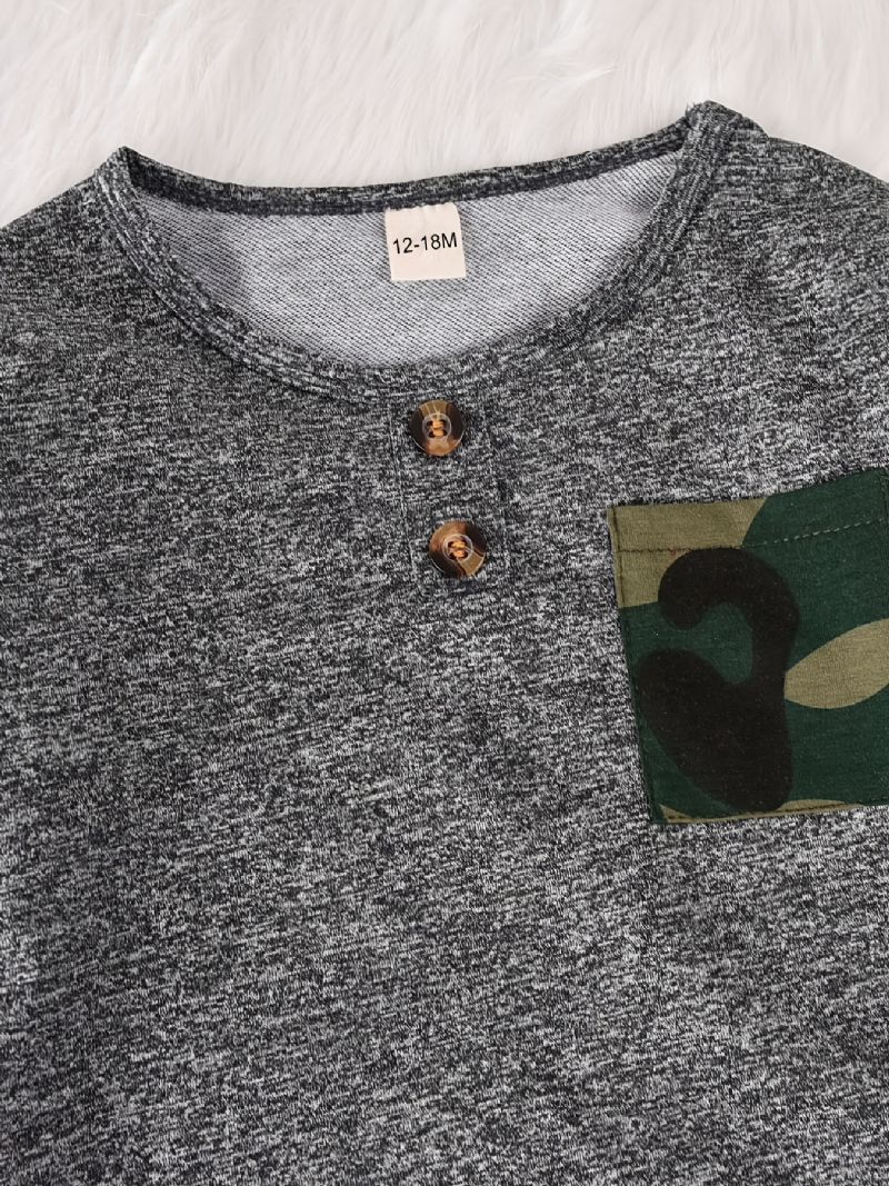 Bebis Pojkar Camouflage Patchwork Pullover Crew Neck Långärmad Sweatshirt & Byx Set Småbarnskläder