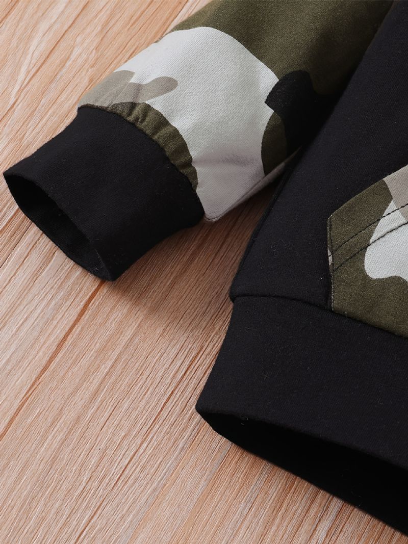 Pojkar Casual Camouflage Print Set Med Mama's Huvtröja Och Träningsbyxor För Vintern