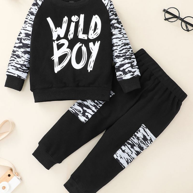 Pojkar Wild Print Long Sleeve Crew Neck Top & Sweatpants