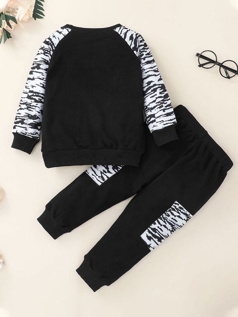 Pojkar Wild Print Long Sleeve Crew Neck Top & Sweatpants