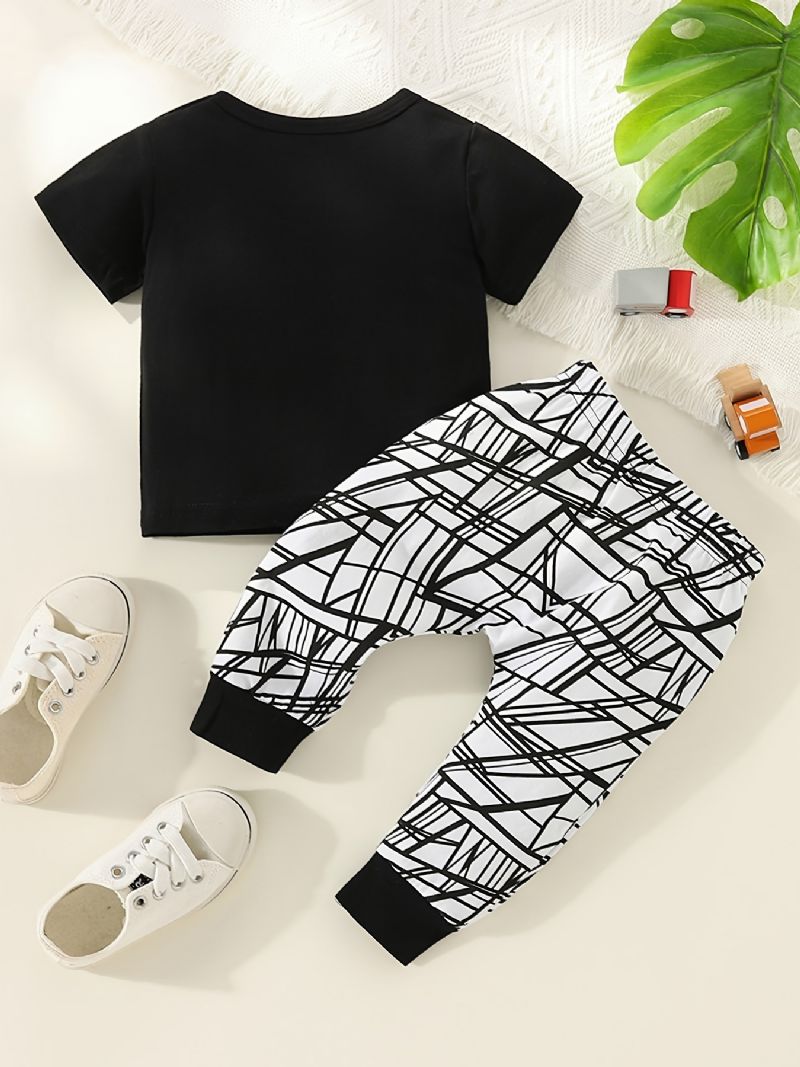 2st Pojkar Casual Mama's Print T-shirt & Randed Byx Set